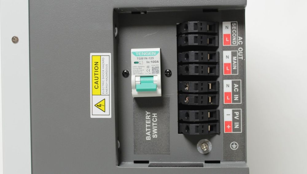 Інвертор3,6кв + акумулятор станція