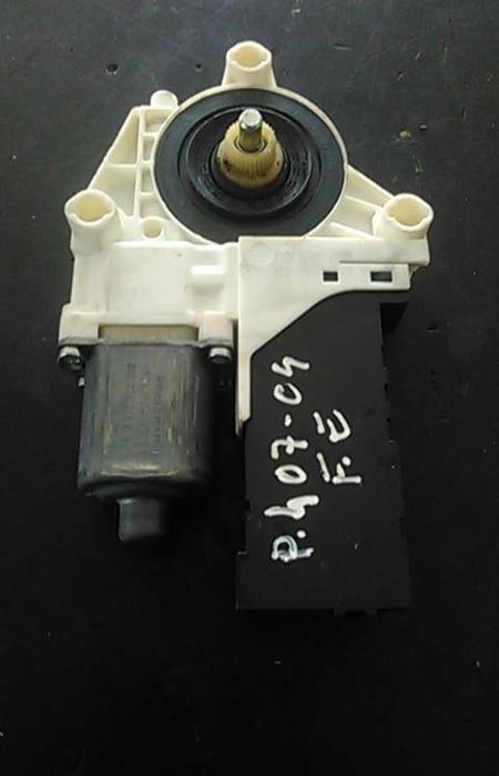 Motor vidro frente esquerdo PEUGEOT 407 (6D_)