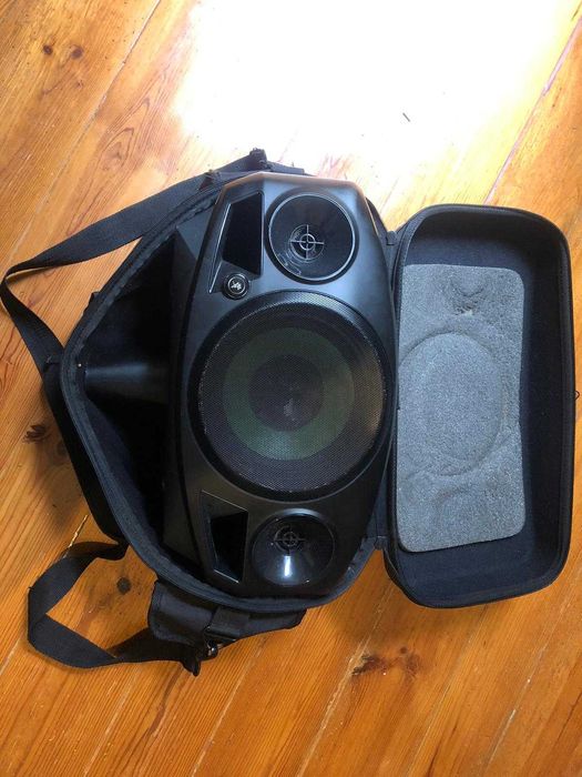 Mackie Freeplay - Speaker autoamplificado