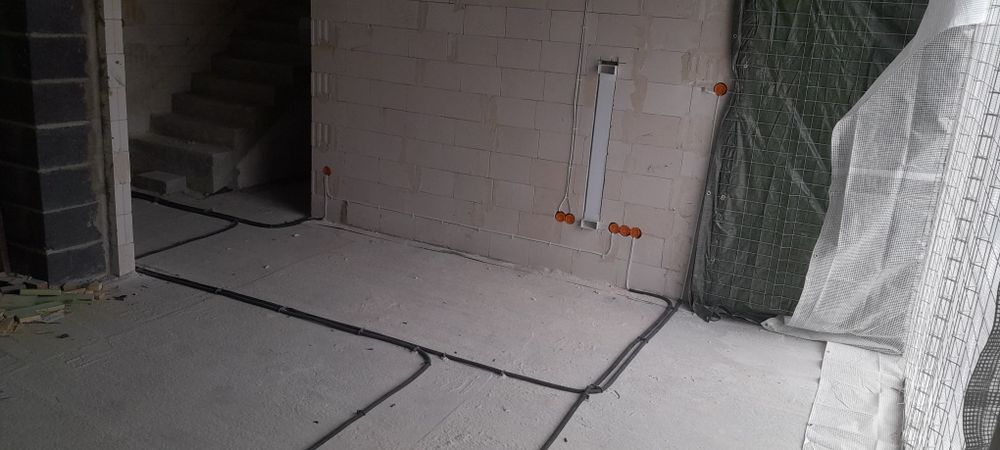 Usługi elektryczne. Elektryk. Instalacje elektryczne. Pomiary.