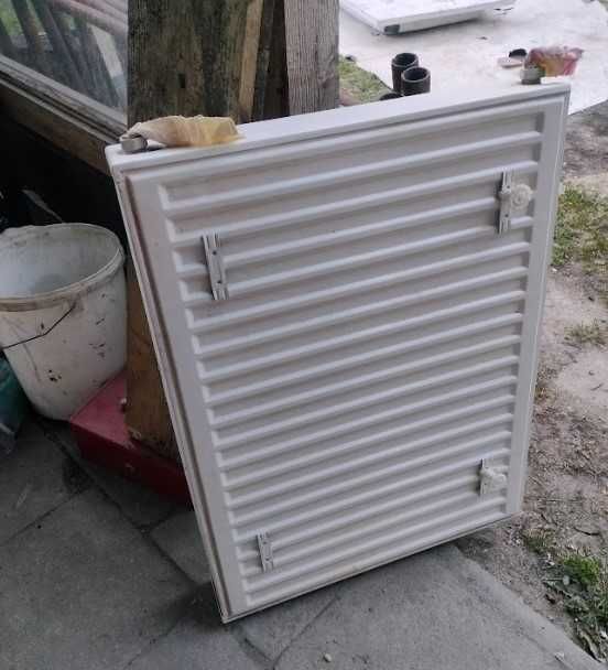 Kaloryfer panelowy 80x60