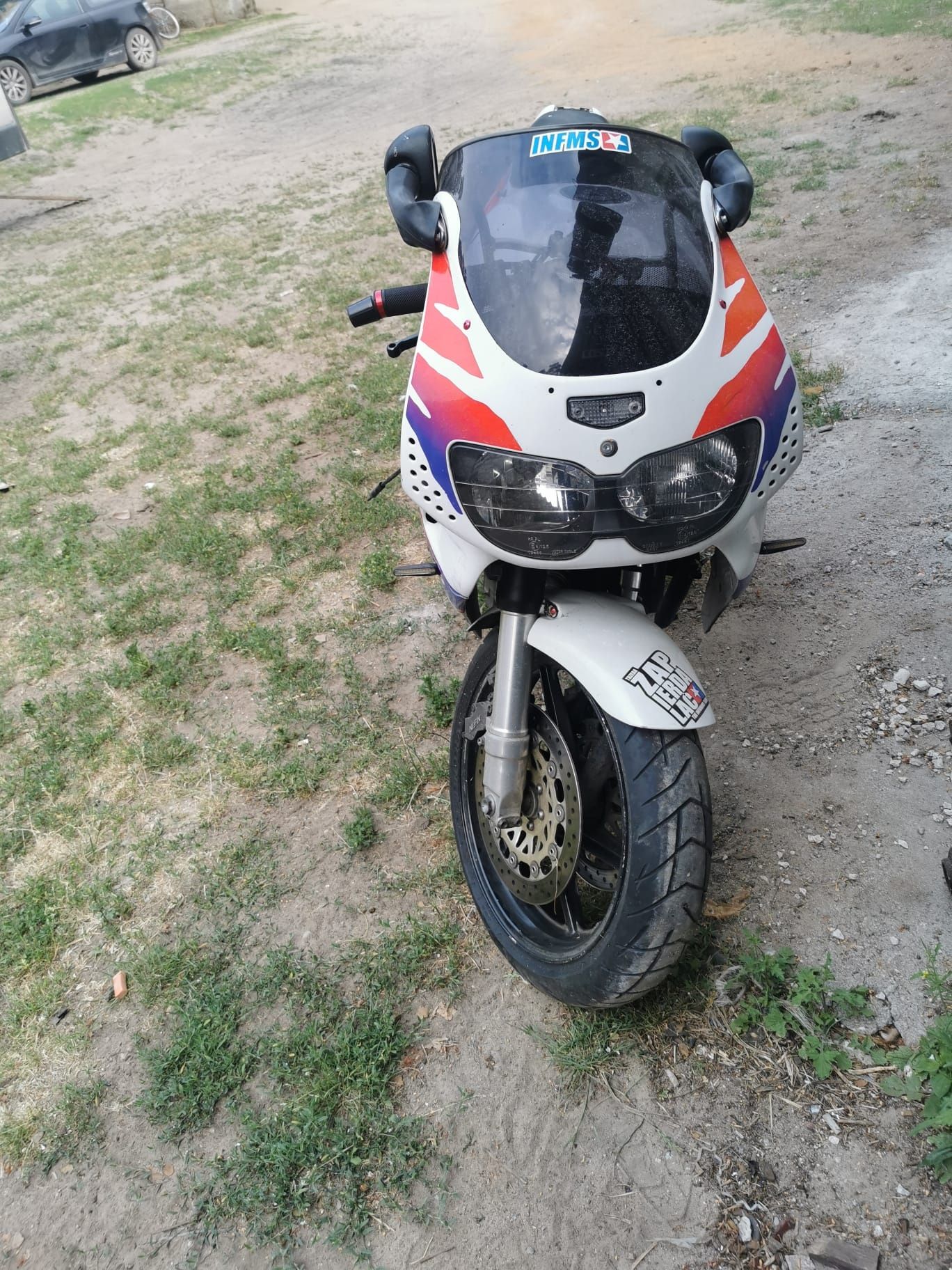 Honda cbr 900 rr koło zbiornik gaźnik osłona rama licznik lampa linka