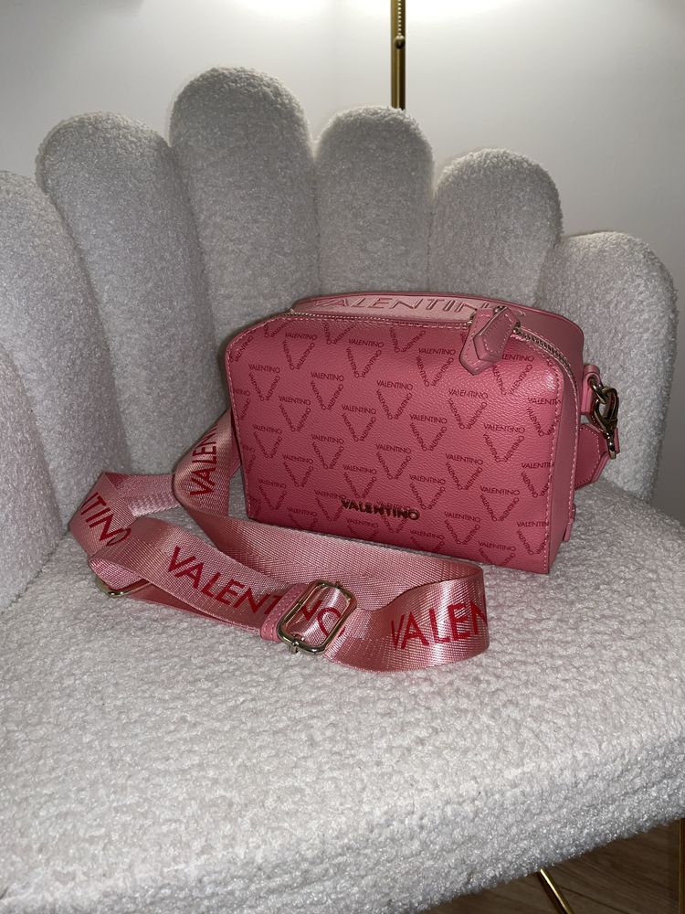 Mario Valentino Bags Pattie Pink różowa torebka kuferek sztuczna skóra