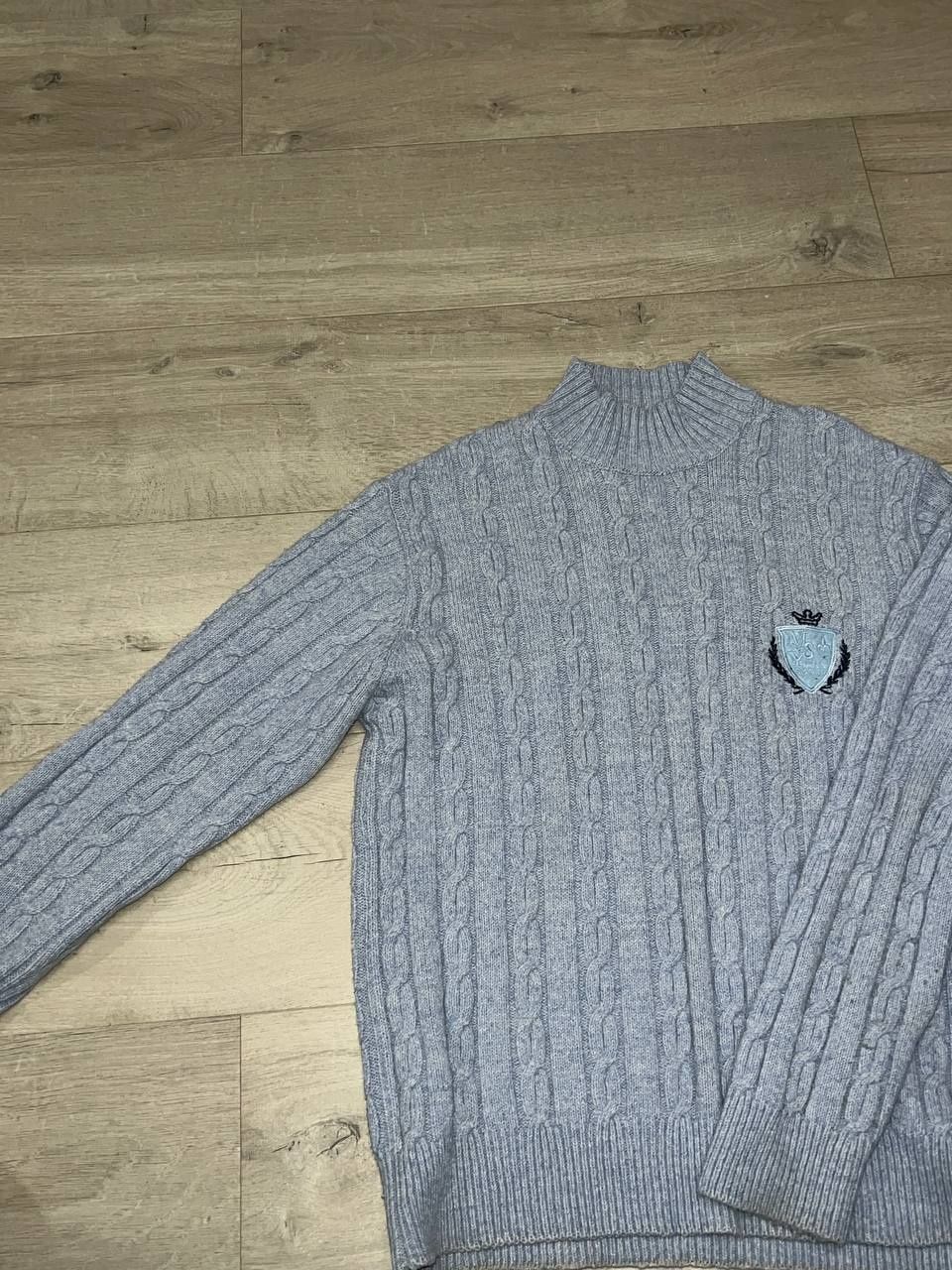 Чоловічий светр блакитний , розмір M- L