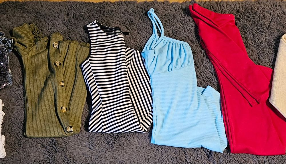 Paka ubrań XS/S damskie.