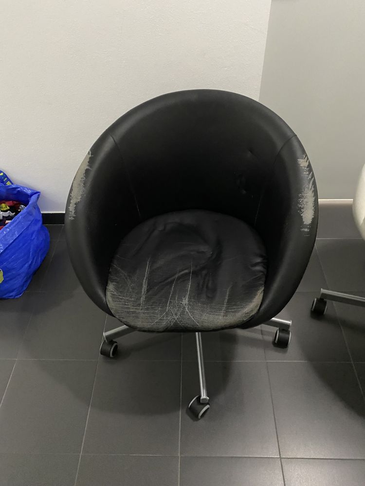 Cadeiras IKEA - Skruvsta *NOVA baixa preço*