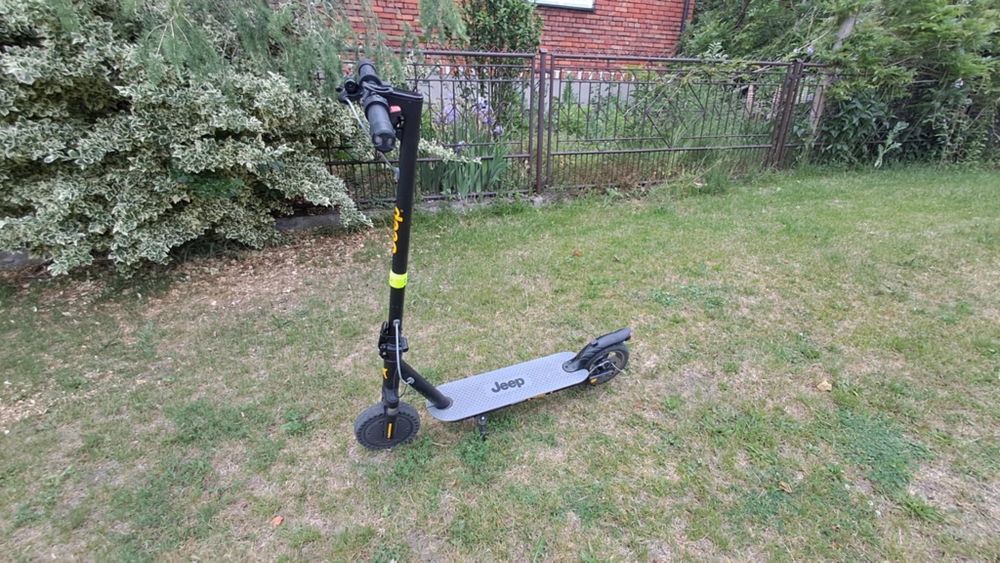 Hulajnoga  elektryczna jeep