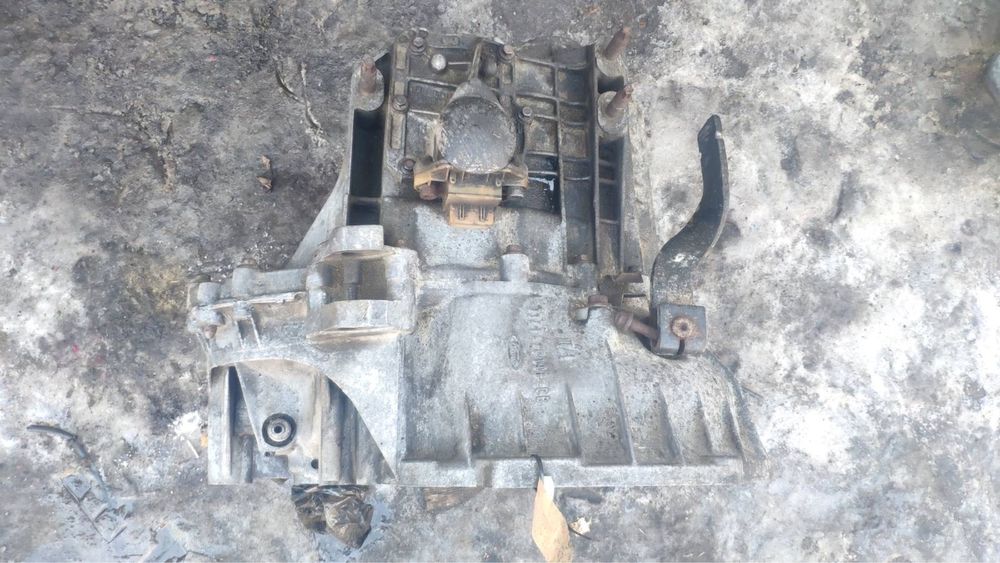 МКПП Ford Mondeo 1. 1.8td. 93 ZT7F096CB