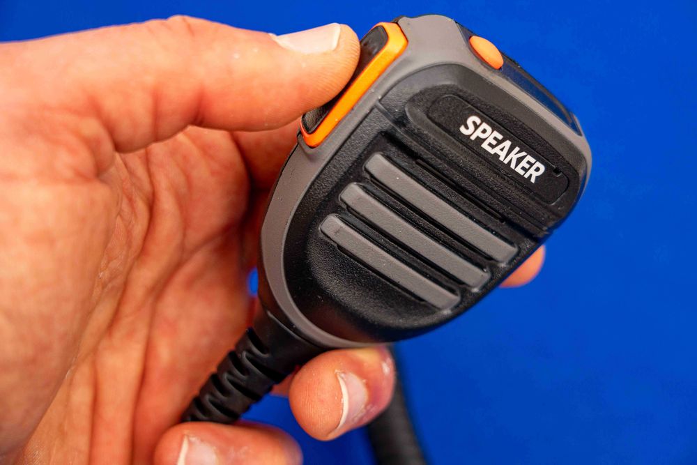 Microfone PTT para radio Walkie Talkie Bintilk, novo na embalagem.