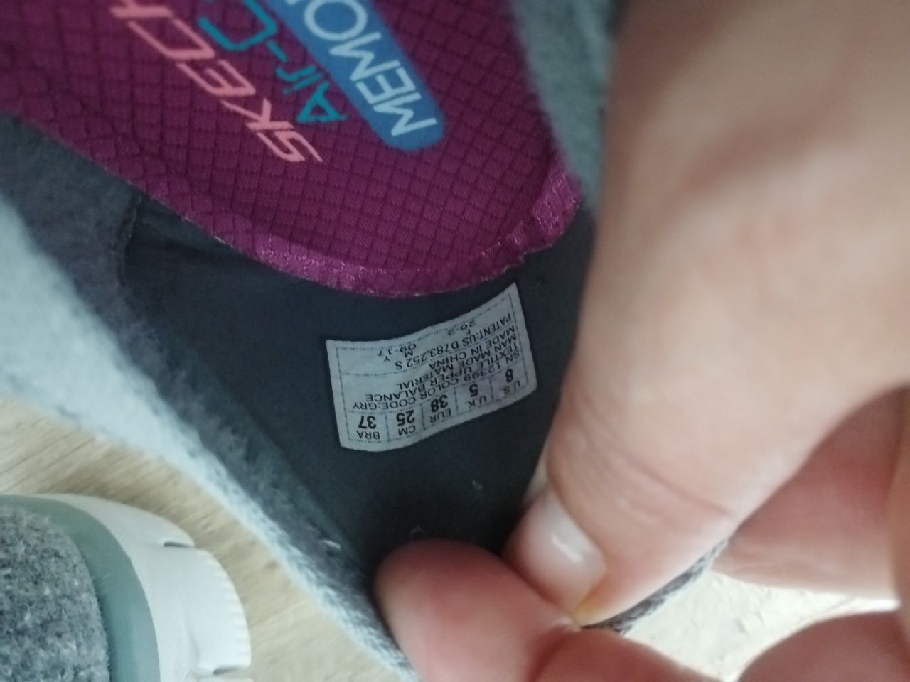 Skechers сліпони