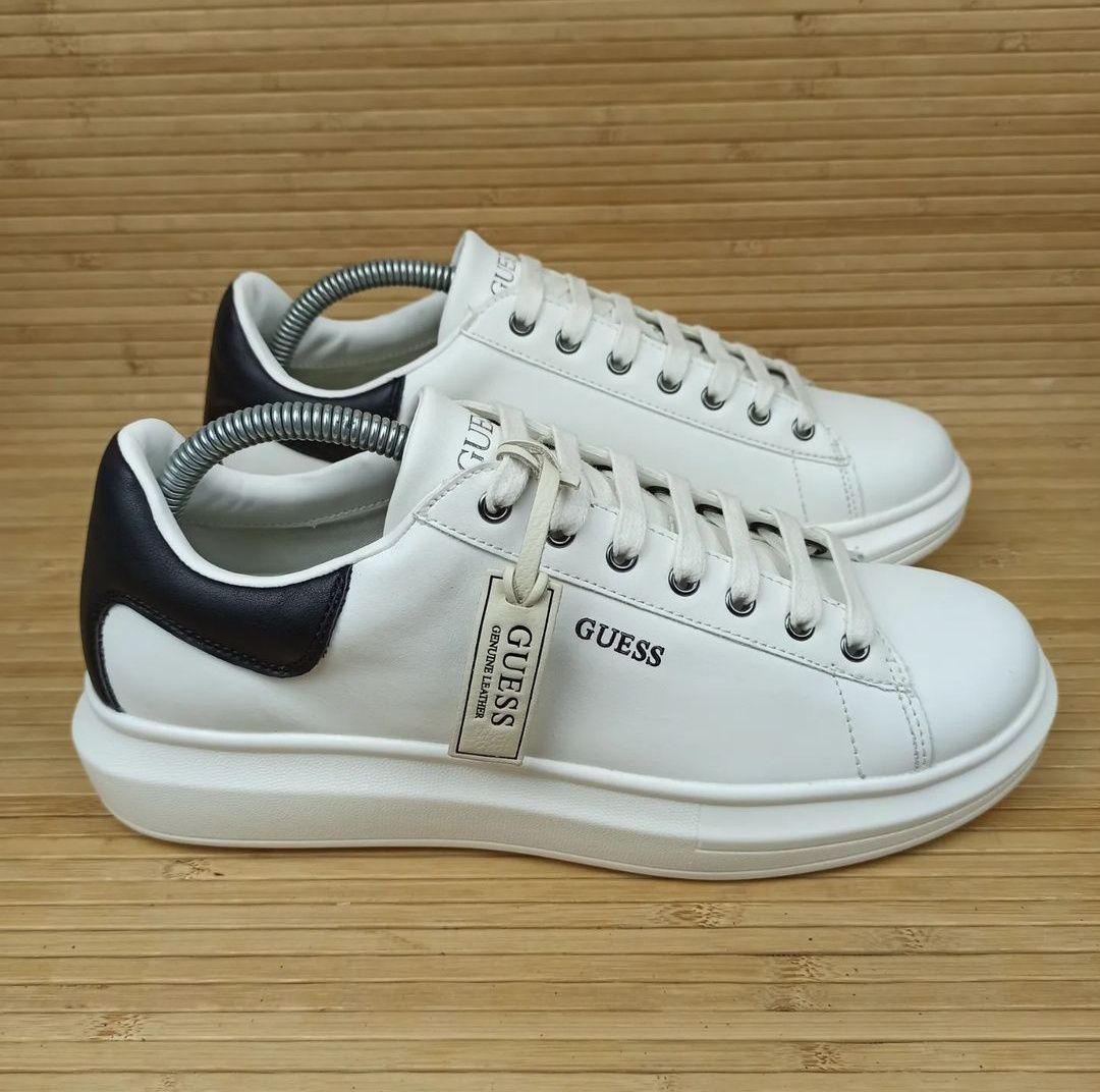 Шкіряні кросівки GUESS  43 / 45 / 46