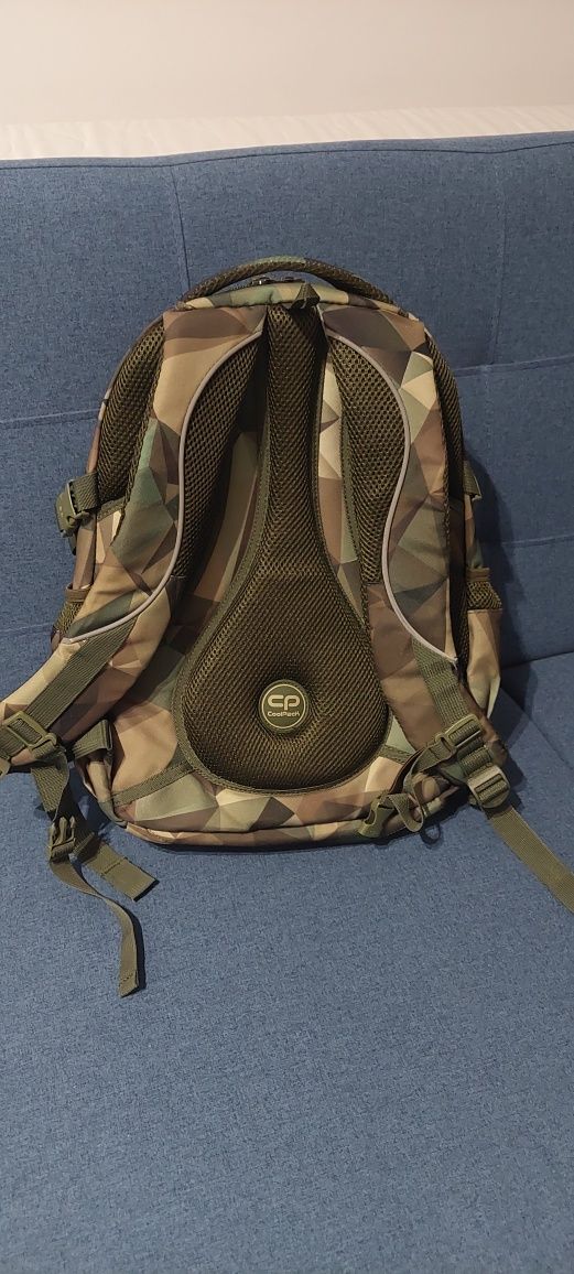 Plecak coolpack zielony brązowy geometryczny wzór