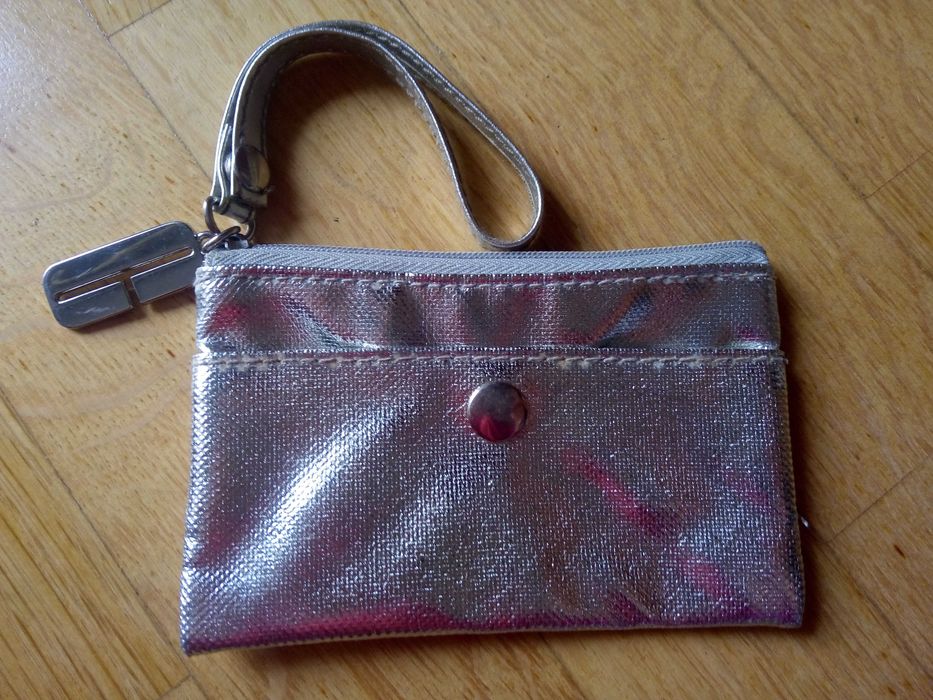 Vários porta moedas