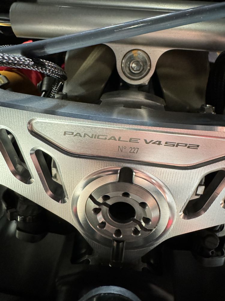 Ducati panigale V4 Sp2 winter test