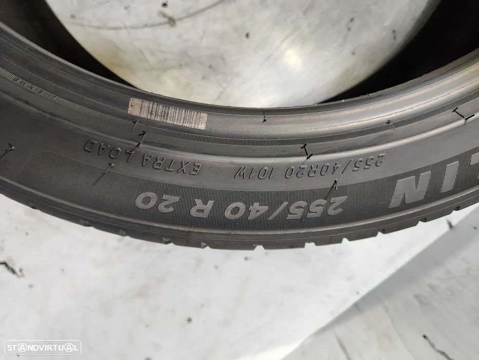 2 pneus semi novos 255-40r20 michelin - oferta dos portes