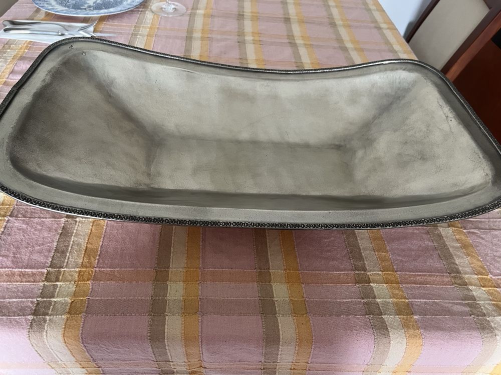 Centro de mesa em estanho