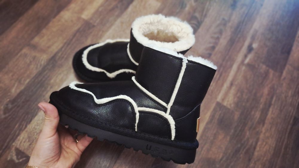 Шкіряні уги для дівчинки 34р (22см)