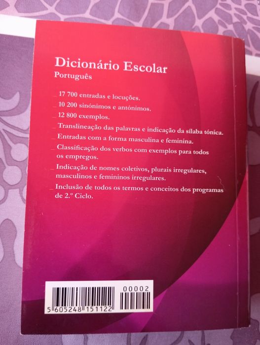 Dicionário escolar