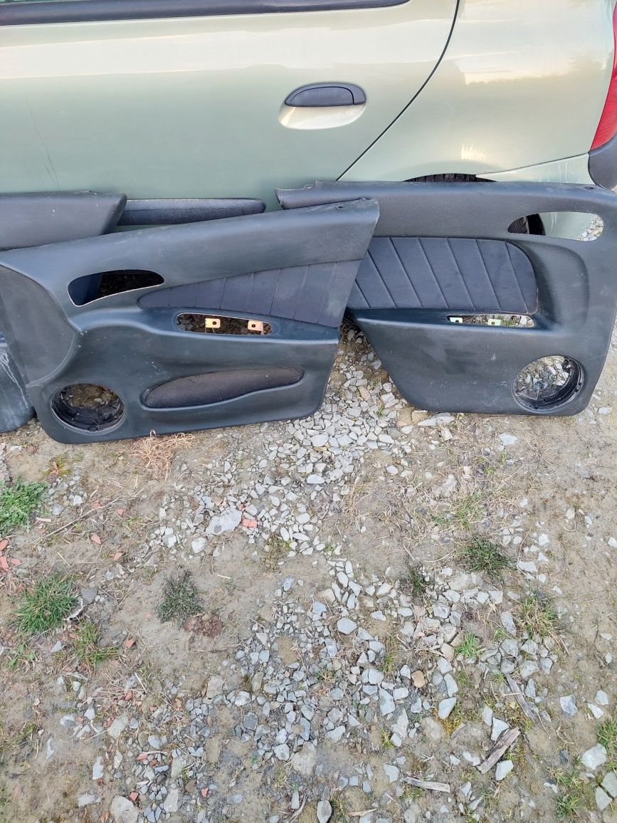 Boczki drzwi Opel Astra F Cabrio