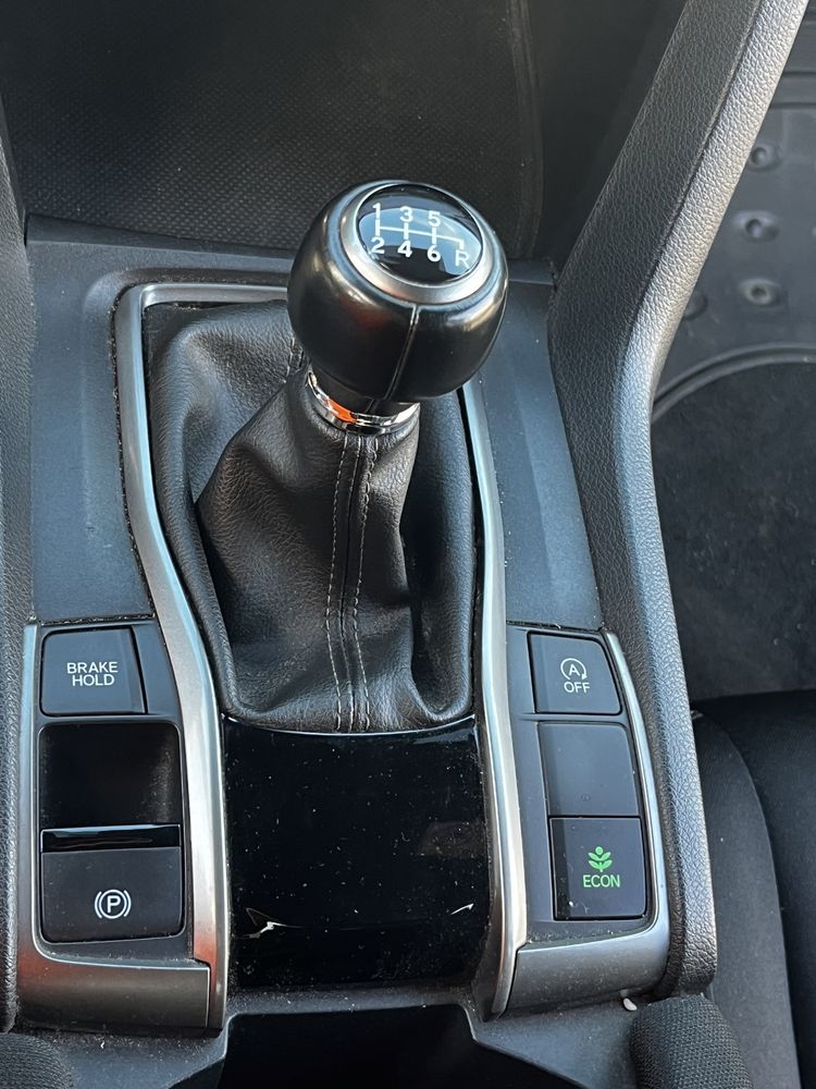 Vendo HONDA CIVIC 1.0 i-VTEC 2019 Elegance Navi