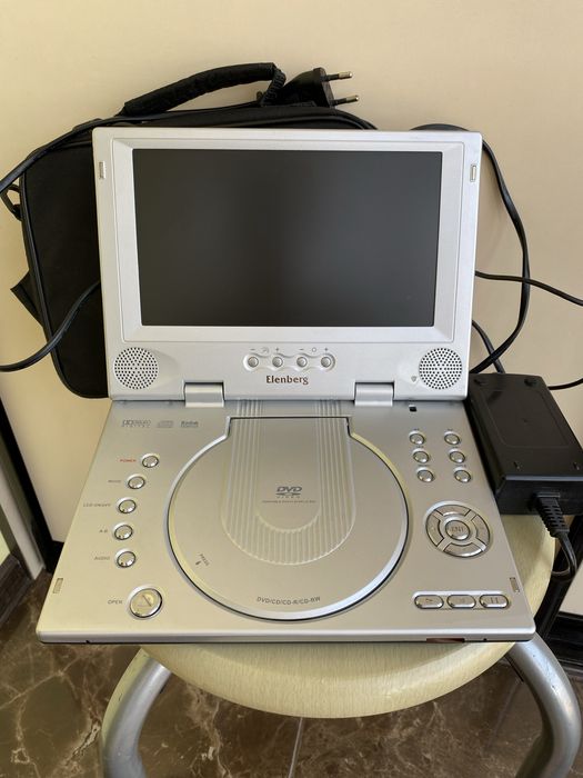 Програвач компакт дисків Elenberg
