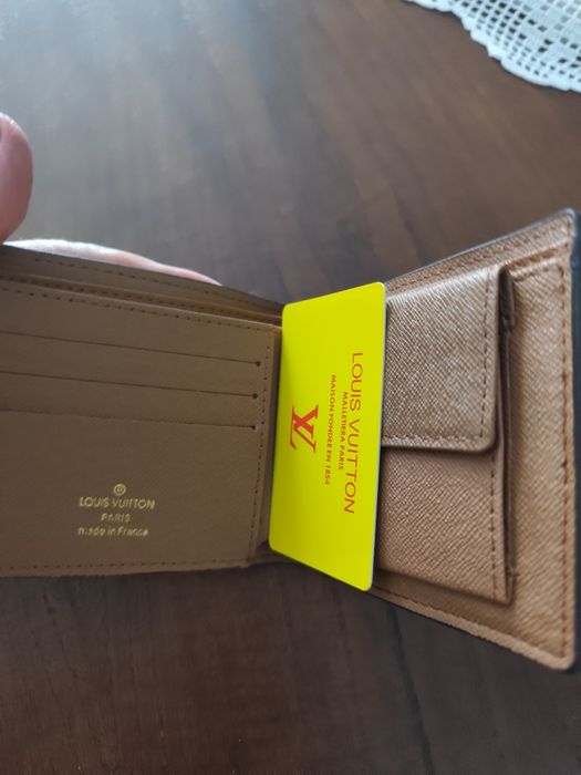 Porta moedas,notas cartões LV castanho com dourado certificado incluíd