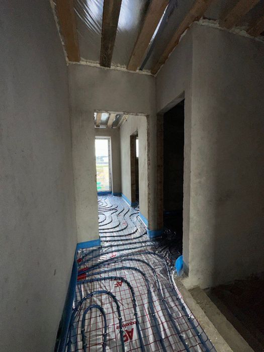 Продам котедж з максимальною комплектацією та унікальною архітектурою!