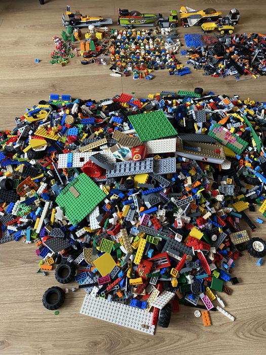 Sprzedam klocki lego mix 13,5