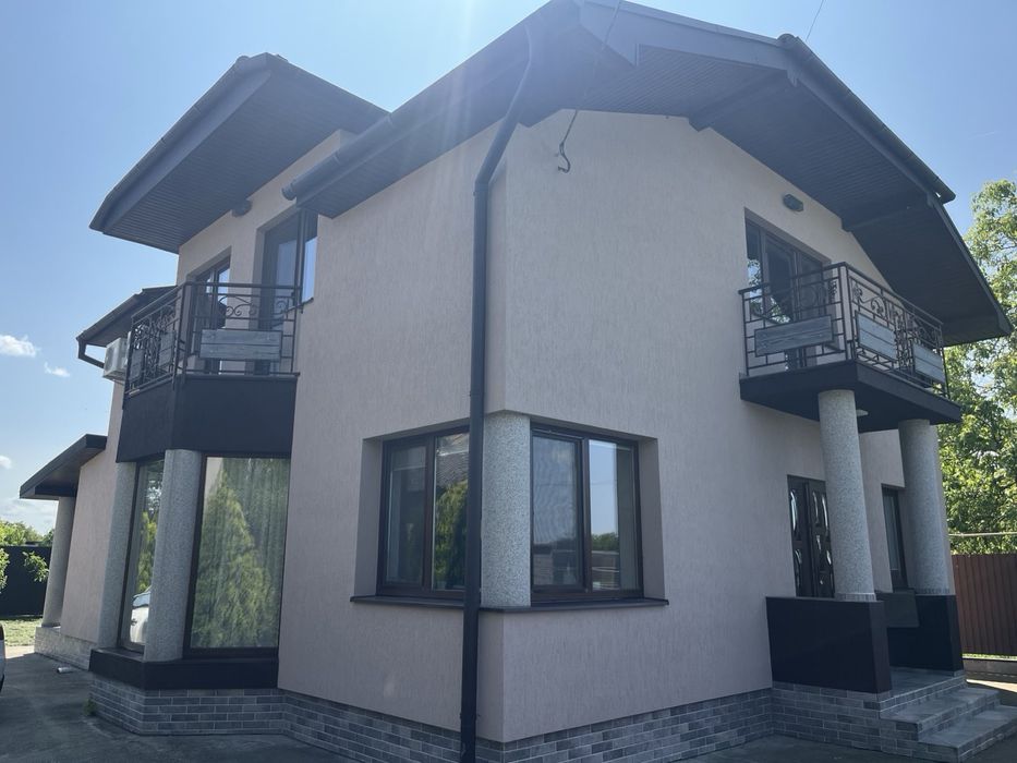 Продаж будинку в селі Сторожниця передмістя Ужгорода