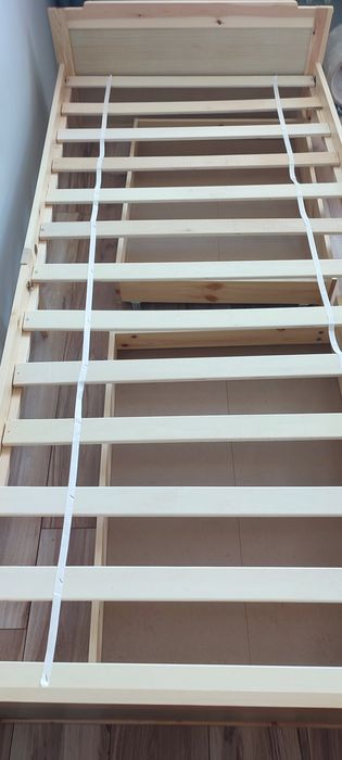 Lozko sosnowe 200/90