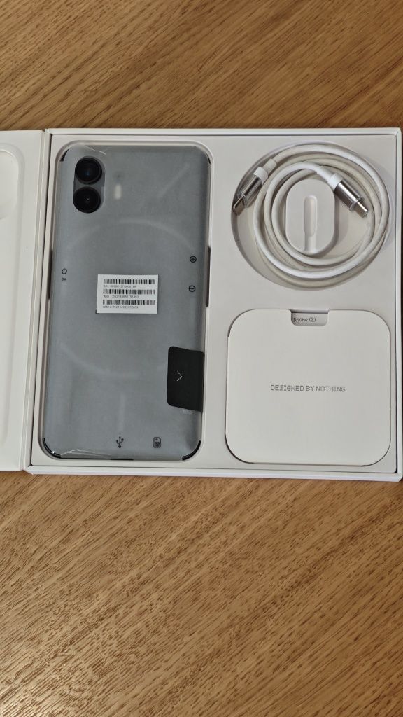 Nothing Phone 2 jak nowy. Na gwarancji
