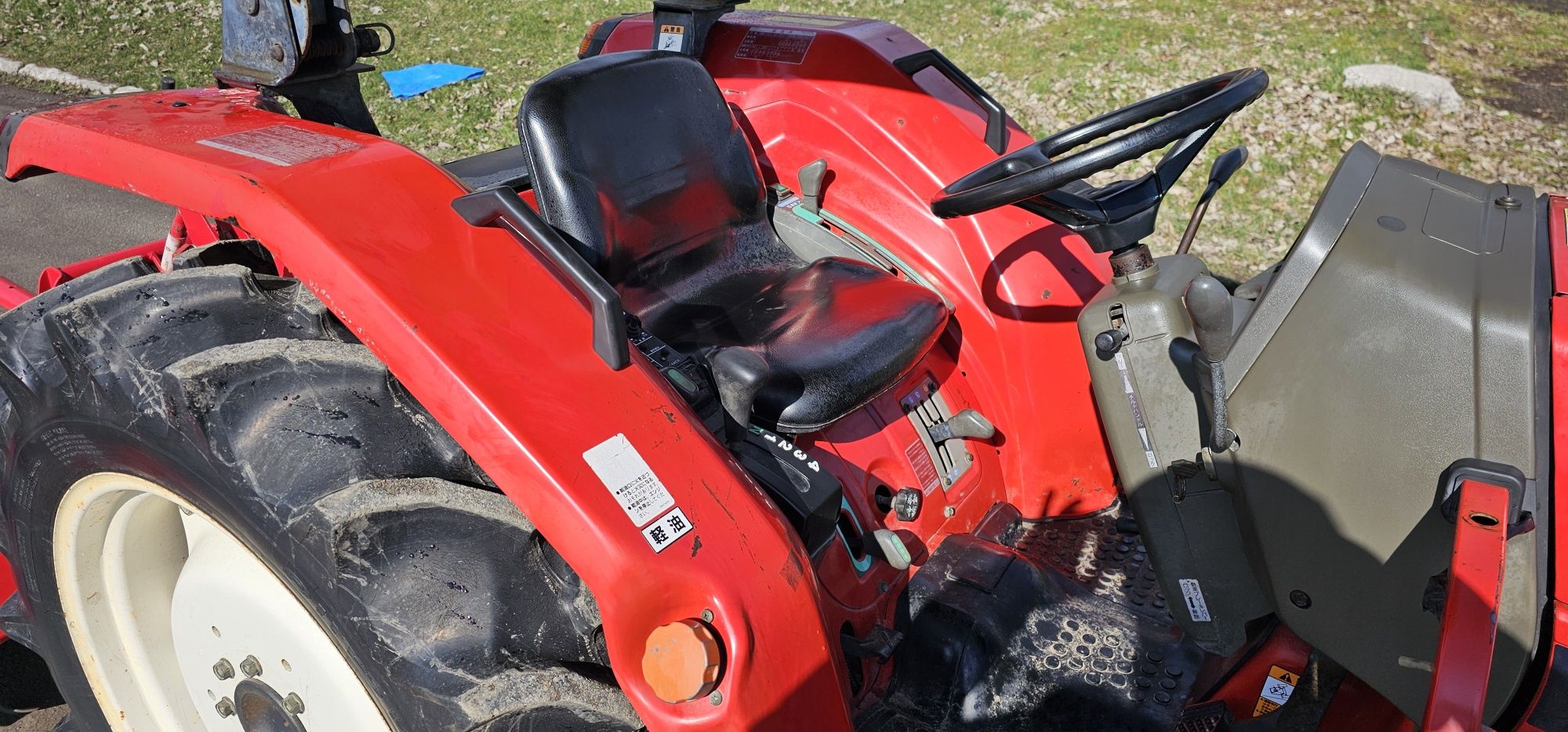 Японський  Мінітрактор Трактор   Yanmar AF330
