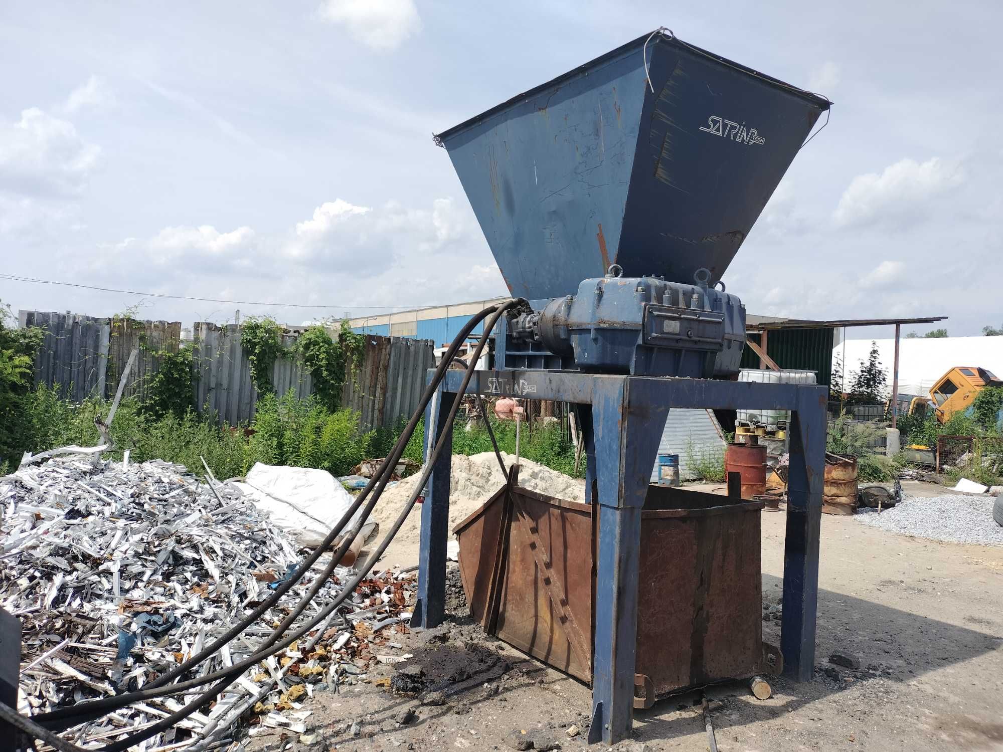 Szreder rozdrabniacz hydrauliczny dwuwałowy Satrind Tech K10/50 r.2015