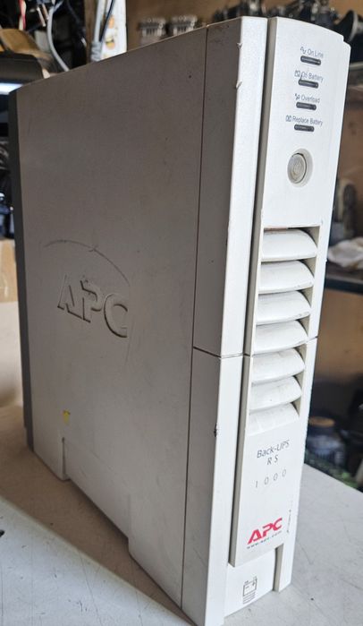 ДБЖ Back-Ups RS 1000