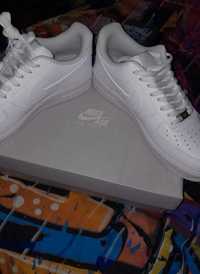 oryginał Nike Air Force 1 Low '07 White 42.5