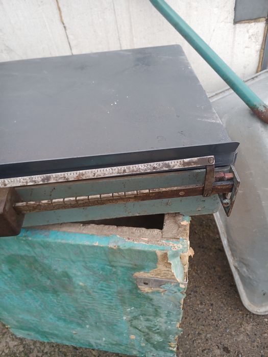 Продам Ваги (Веса) алюміній.