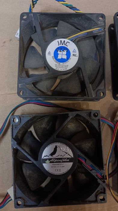 Кулер 80мм 12V 0.23-0.7A 4pin потужний серверний Delta вентилятор