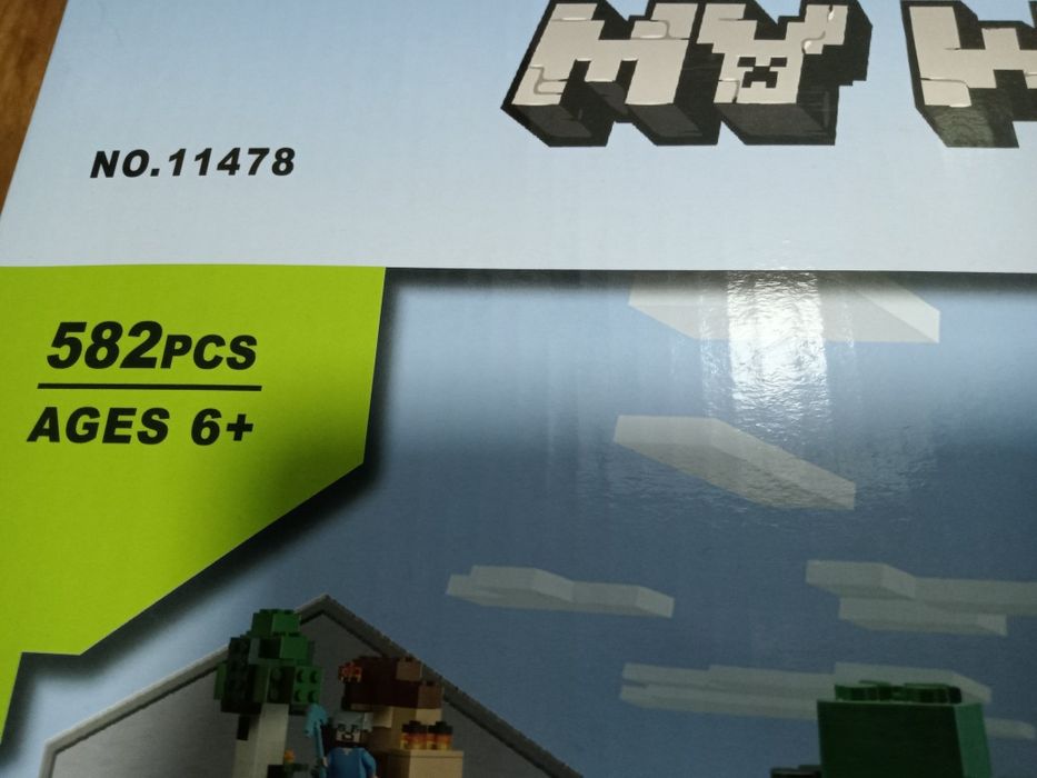 Конструктор Майнкрафт 582 деталей