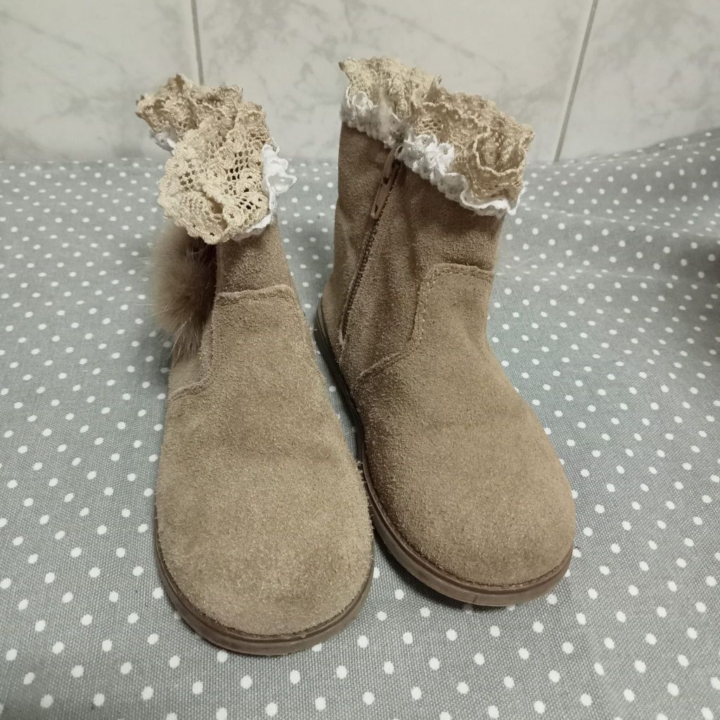 Botas menina tamanho 25