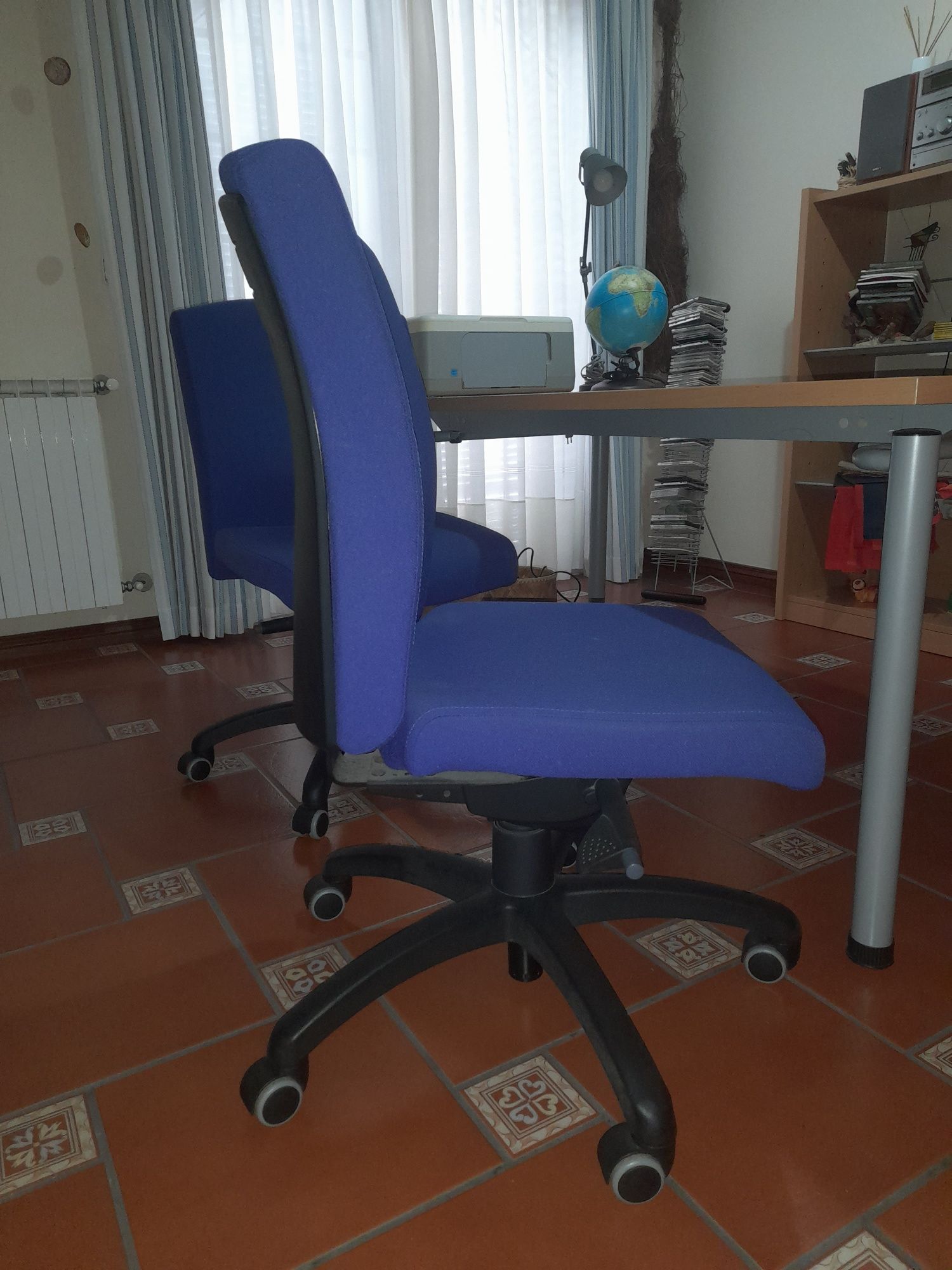 2 cadeiras de escritório