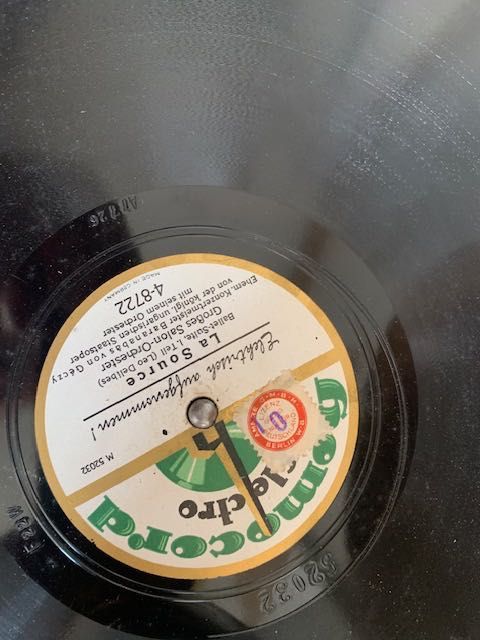 Gramofon patefon walizkowy biurkowy kolekcjonerski TELEFUNKEN Lido pły