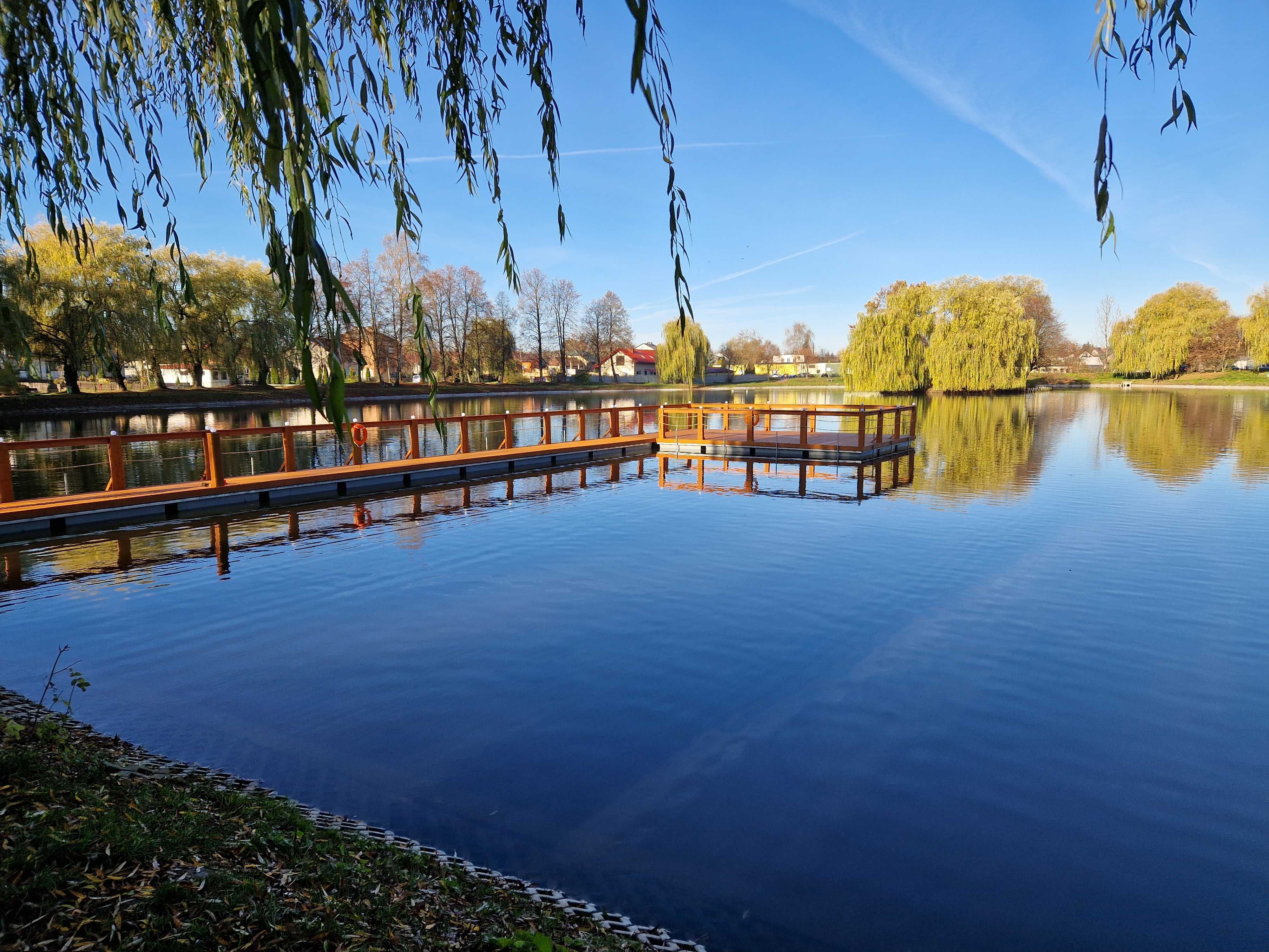 Promenada Taras drewniany Pomost Pływający Pomosty Pływające Działka