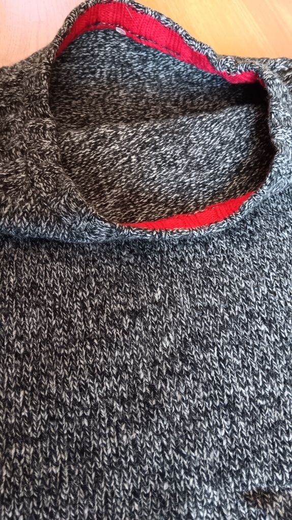 Sweterek ,wełna Reserved r.36/38