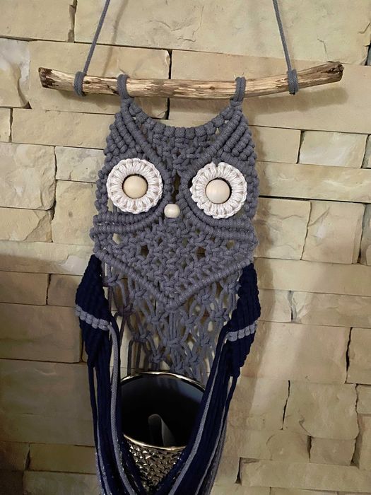 Kwietnik z makramy sówka