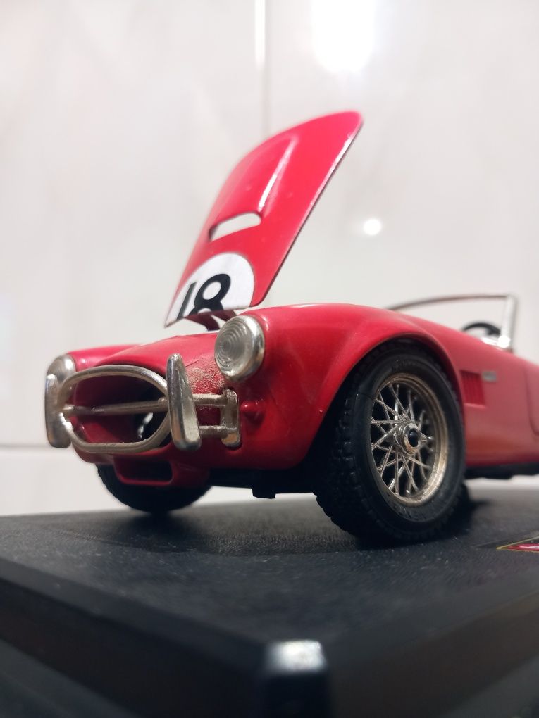 Ford Cobra 427 - miniatura burago