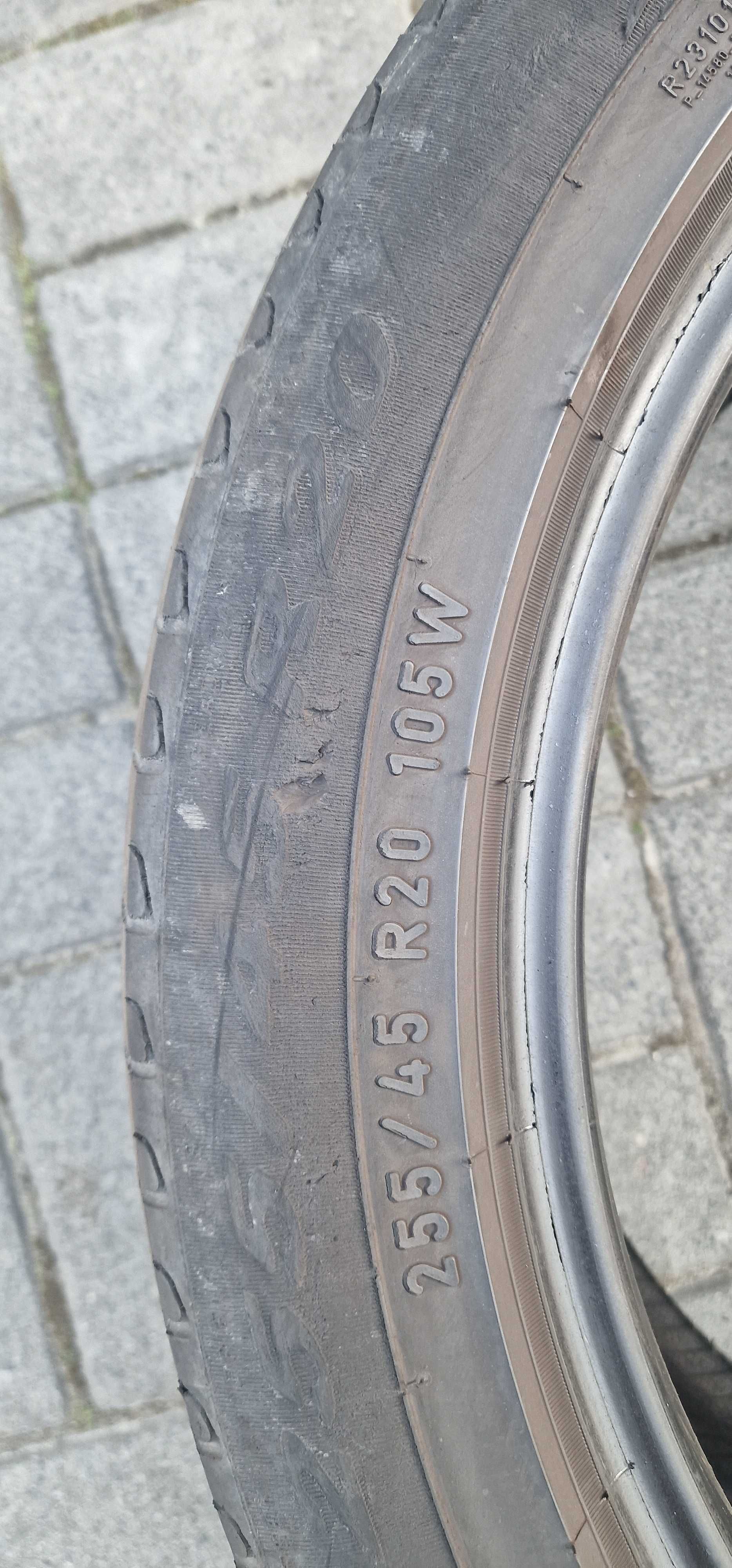 Sprzedam 2szt opon Pirelli scorpion 255/45/20 z 2017r.