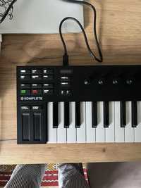 Midi-клавіатура Komplete Kontrol M32