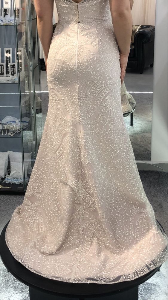 Suknia ślubna glamour