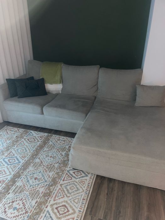 Sofa com chaise longue