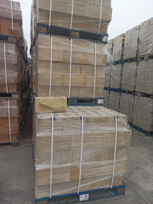 Блок (шлакоблок) декоративный для Забора